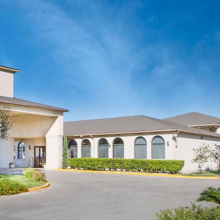 Super 8 By Wyndham San Antonio At I-10 Exterior foto